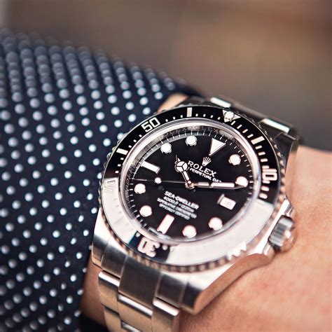 rolex sea dweller 4000 specs|rolex sea dweller price new.